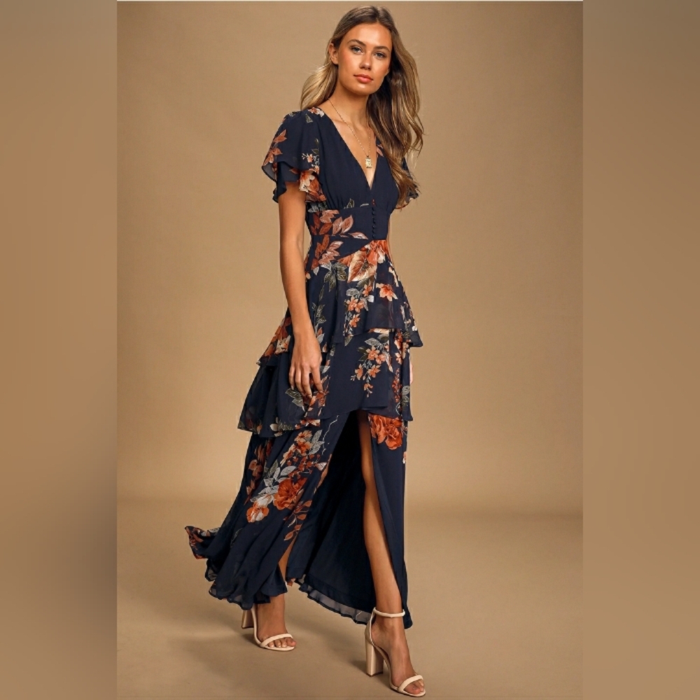 NWT Lulu's Floral Dress
